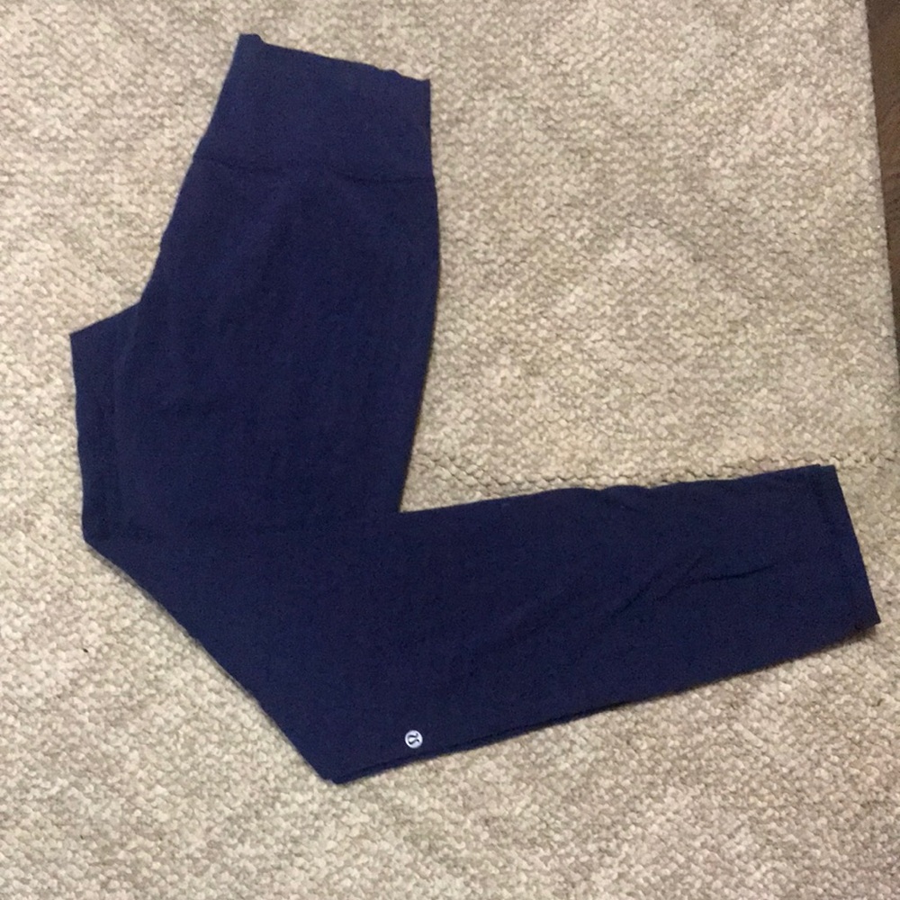 Lululemon bare untight tight